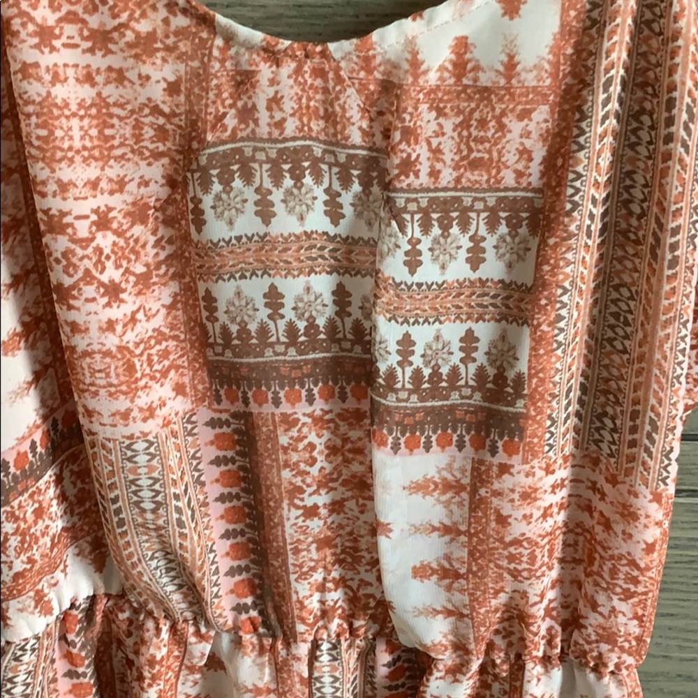 BCBGeneration patchwork print romper. Size medium - Picture 3 of 6